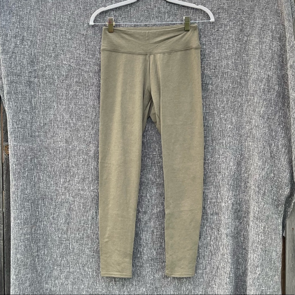 Aerie size medium green leggings